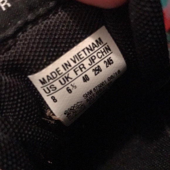 Adidas - Picture 4 of 4